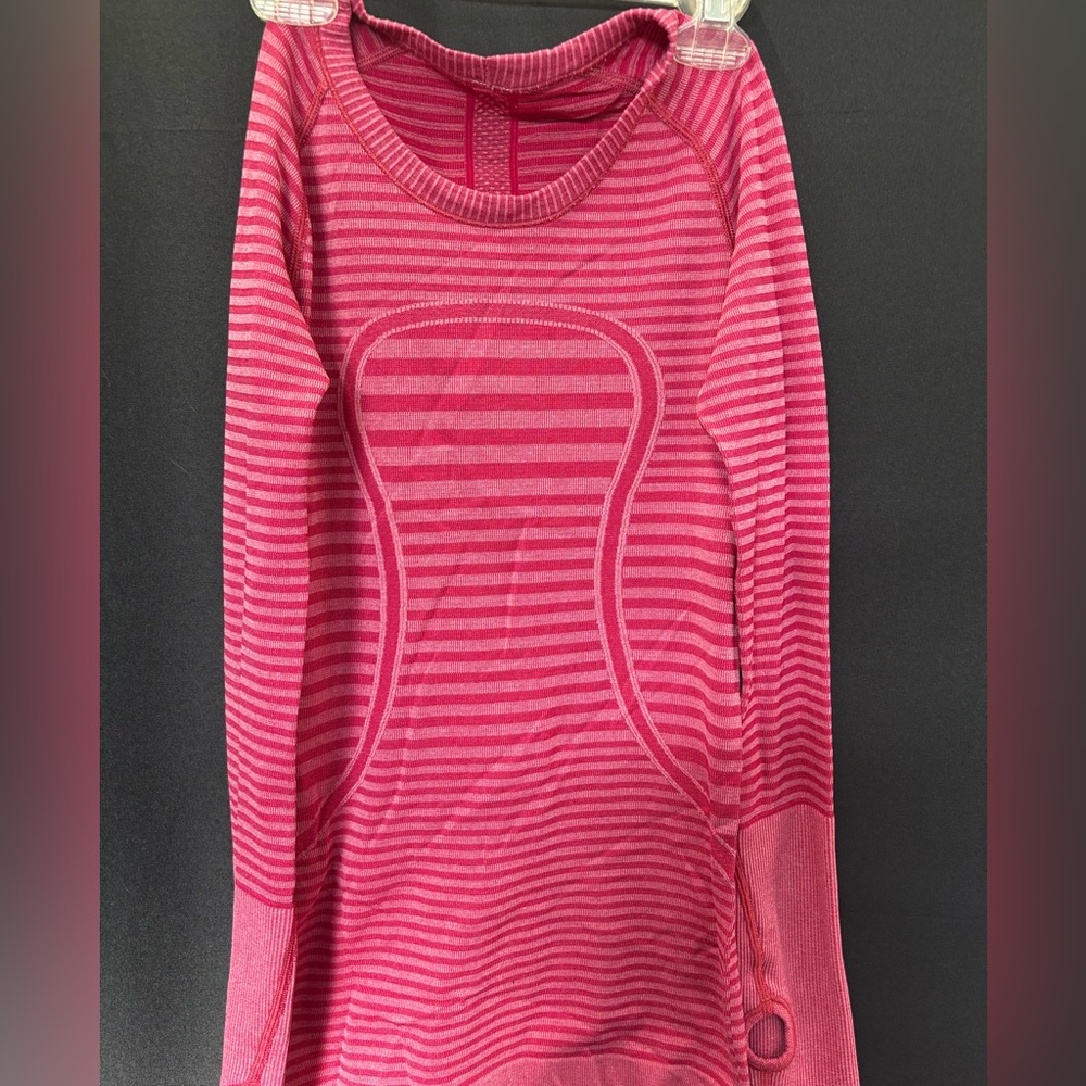 Lululemon pink stripe top